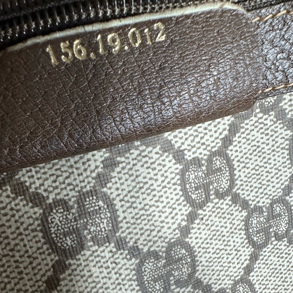 Gucci Shoulder Bag - Picture 10 of 10